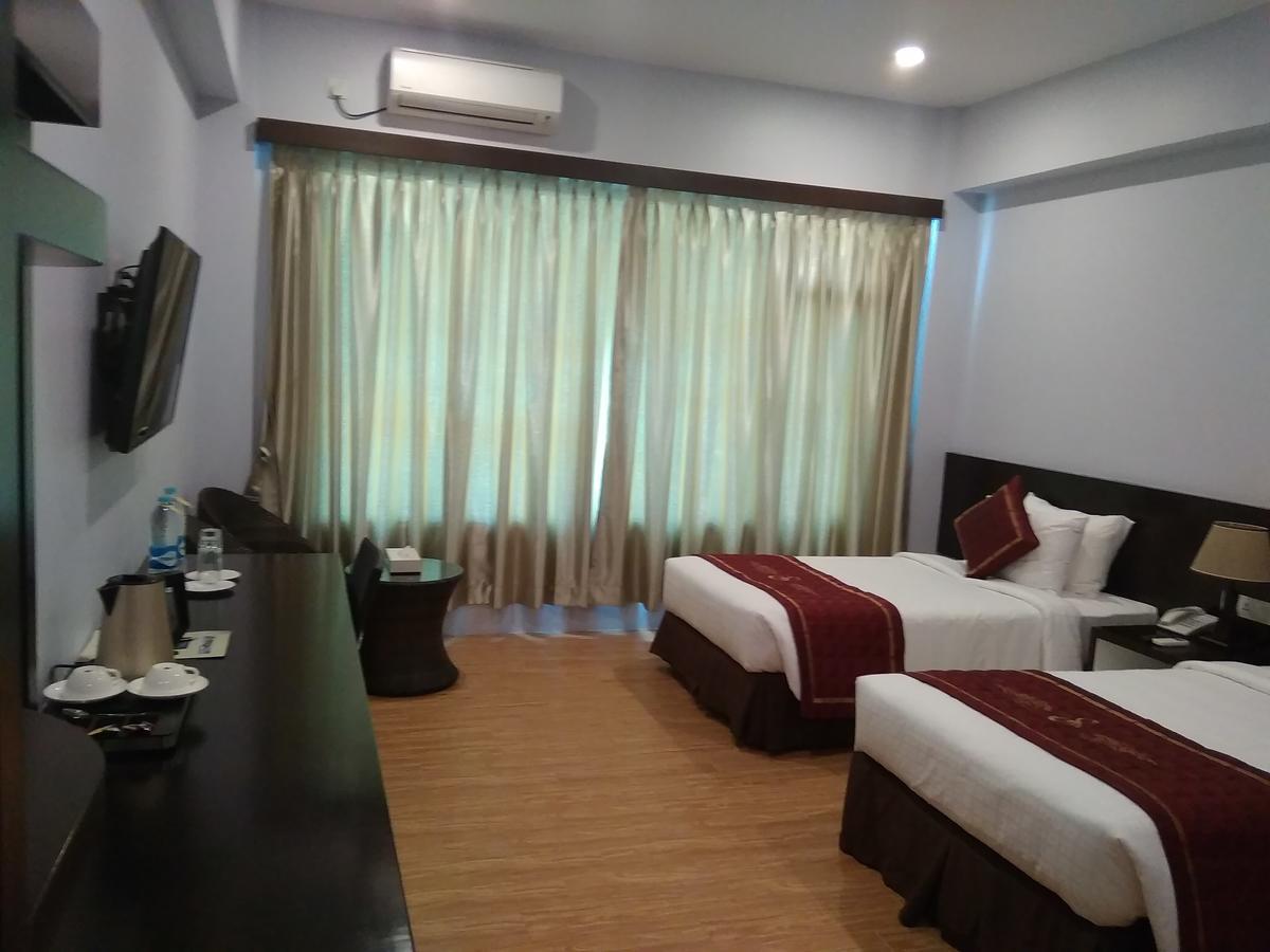 Swen Hotel Pathein Buitenkant foto